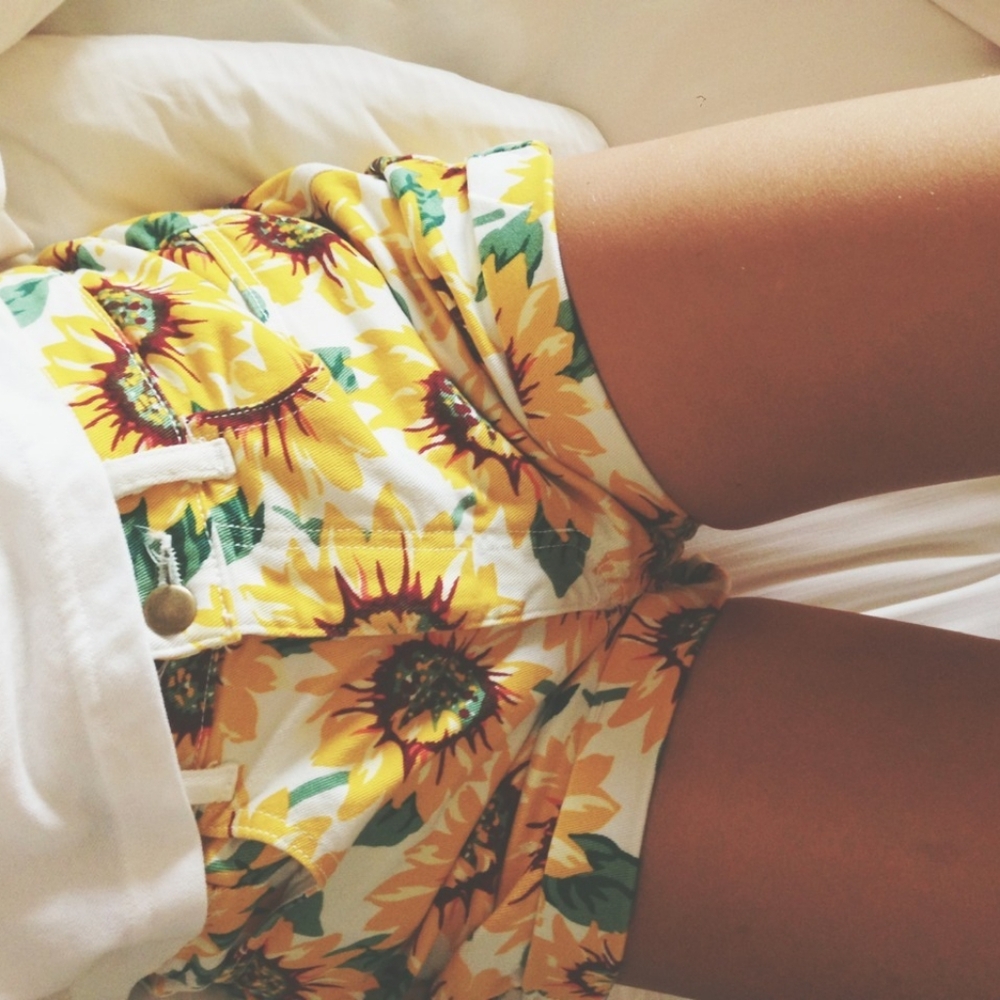American Apparel | High Waisted Sunflower Shorts